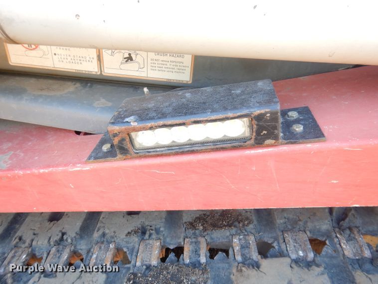 image for item DG0870 2011 Takeuchi TL230 Series II  tracked skid steer loader