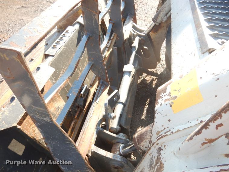 image for item DG0870 2011 Takeuchi TL230 Series II  tracked skid steer loader