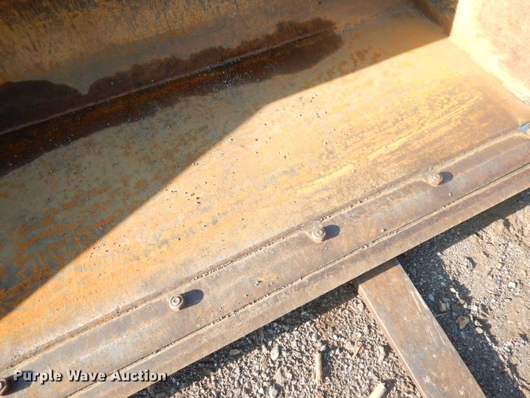 image for item DG0870 2011 Takeuchi TL230 Series II  tracked skid steer loader