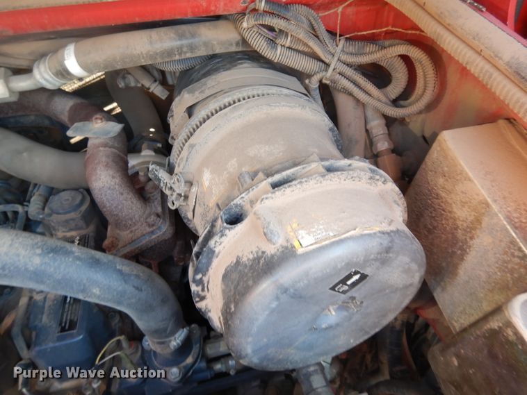 image for item DG0870 2011 Takeuchi TL230 Series II  tracked skid steer loader