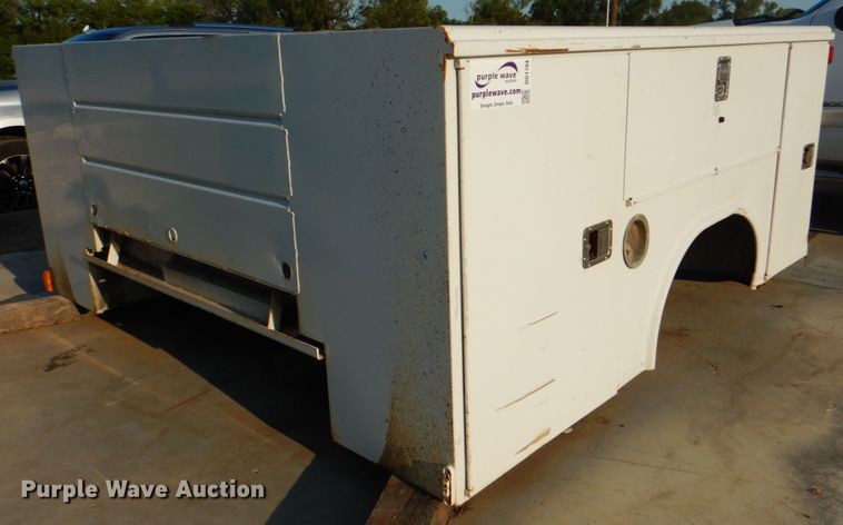 image for item DG1704 Reading  utility truck bed