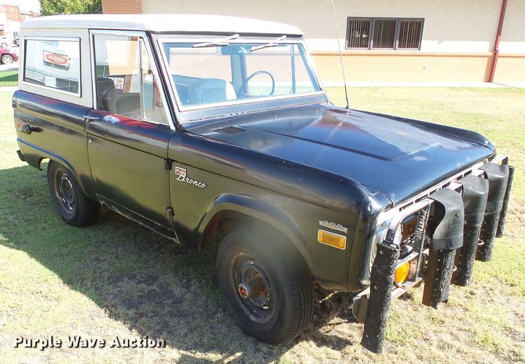 image for item DI5714 1971 Ford Bronco  SUV