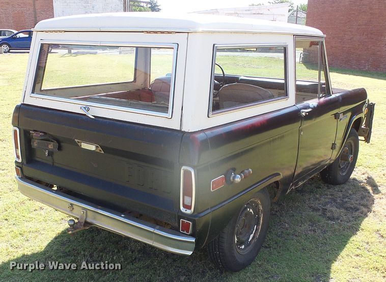image for item DI5714 1971 Ford Bronco  SUV