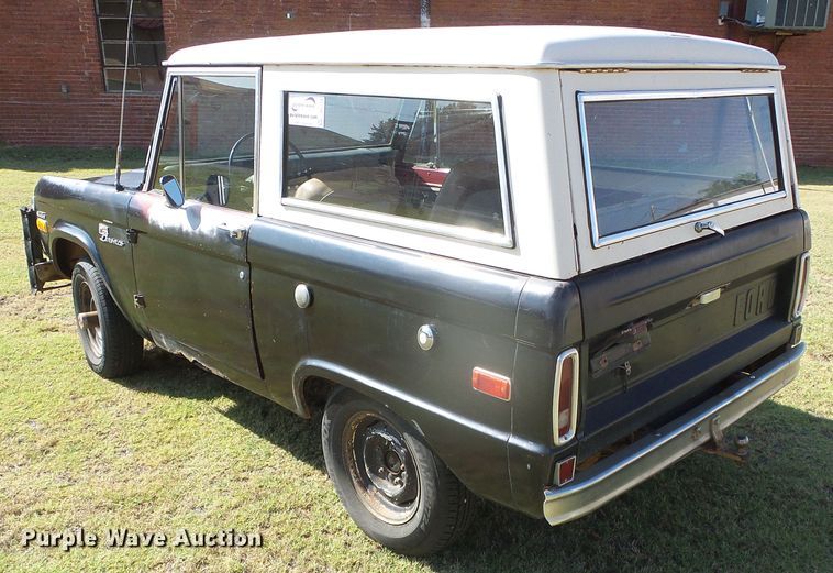 image for item DI5714 1971 Ford Bronco  SUV