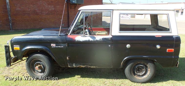 image for item DI5714 1971 Ford Bronco  SUV