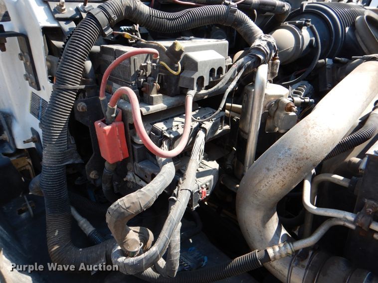 image for item DJ0787 2006 GMC C5500  flatbed truck