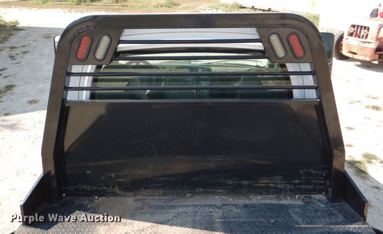 image for item DJ0787 2006 GMC C5500  flatbed truck