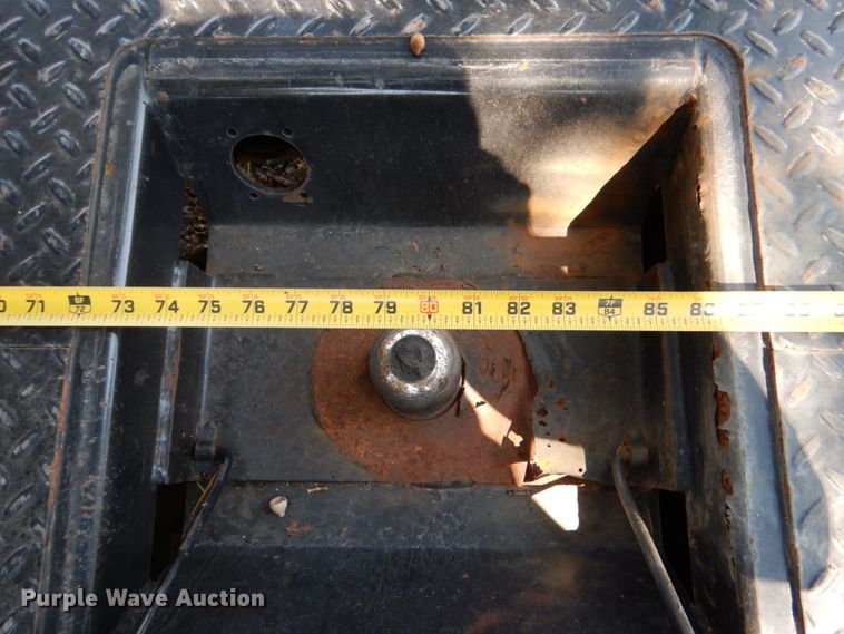 image for item DJ0787 2006 GMC C5500  flatbed truck