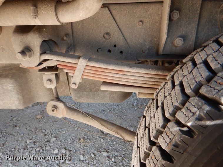 image for item DJ0787 2006 GMC C5500  flatbed truck