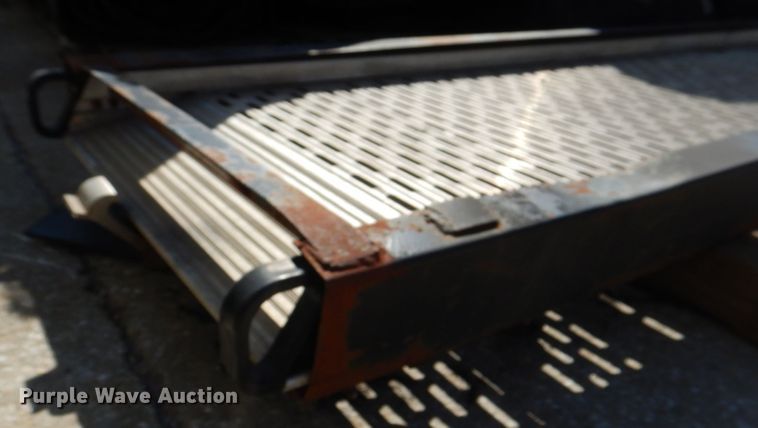 image for item DL0127 Box truck slider ramp