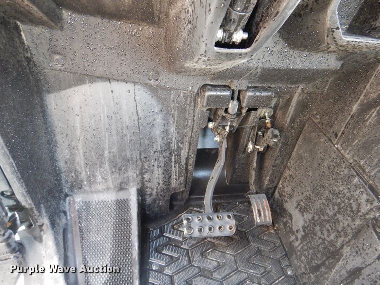 image for item DL0136 2020 Kawasaki Teryx Le 800  utility vehicle