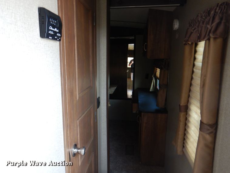 image for item DL0137 2018 Keystone Laredo 330RL  camper