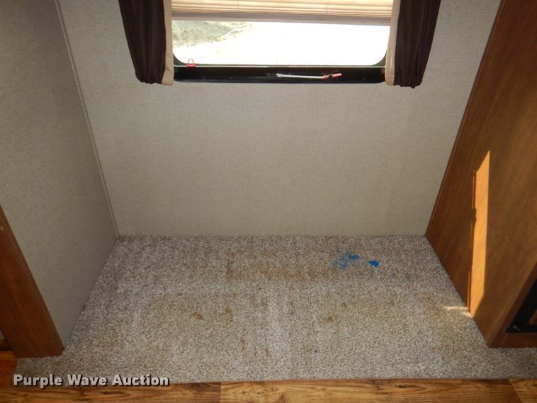 image for item DL0137 2018 Keystone Laredo 330RL  camper