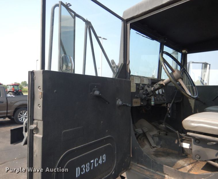 image for item DL4996 1989 Kaiser Jeep M35A2  box truck