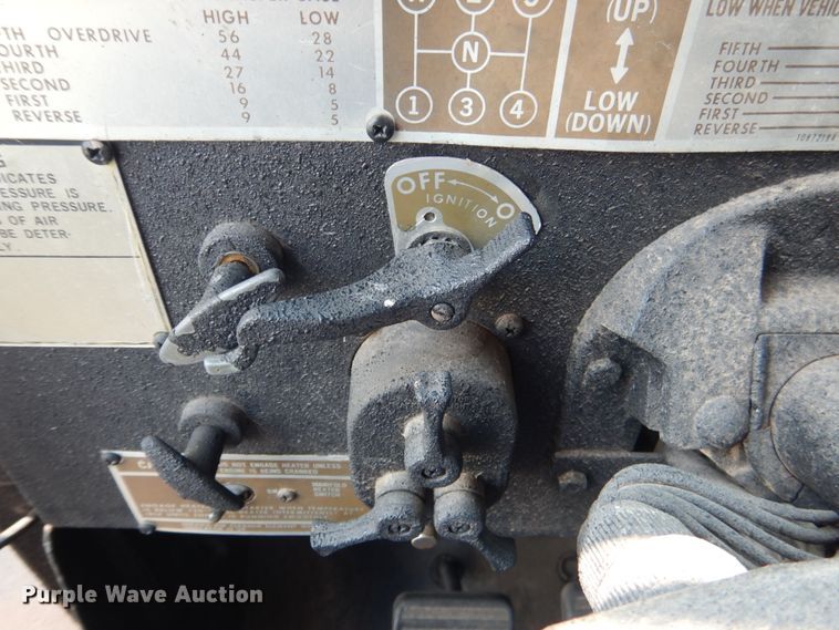 image for item DL4996 1989 Kaiser Jeep M35A2  box truck