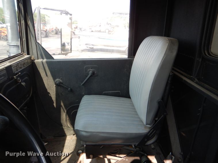 image for item DL4996 1989 Kaiser Jeep M35A2  box truck