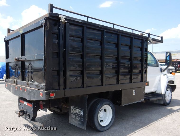 image for item DM0049 2006 GMC C5500  flatbed truck
