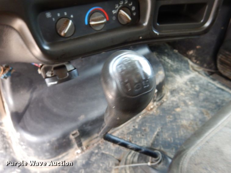 image for item DM0049 2006 GMC C5500  flatbed truck