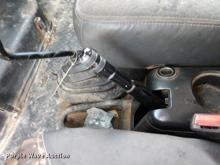 image for item DM0049 2006 GMC C5500  flatbed truck