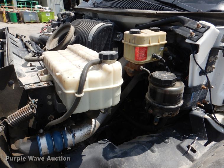 image for item DM0049 2006 GMC C5500  flatbed truck