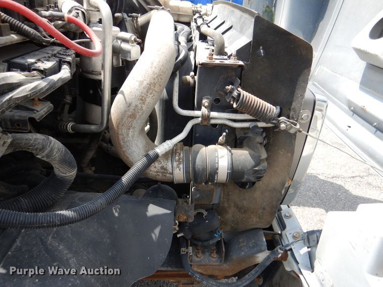 image for item DM0049 2006 GMC C5500  flatbed truck