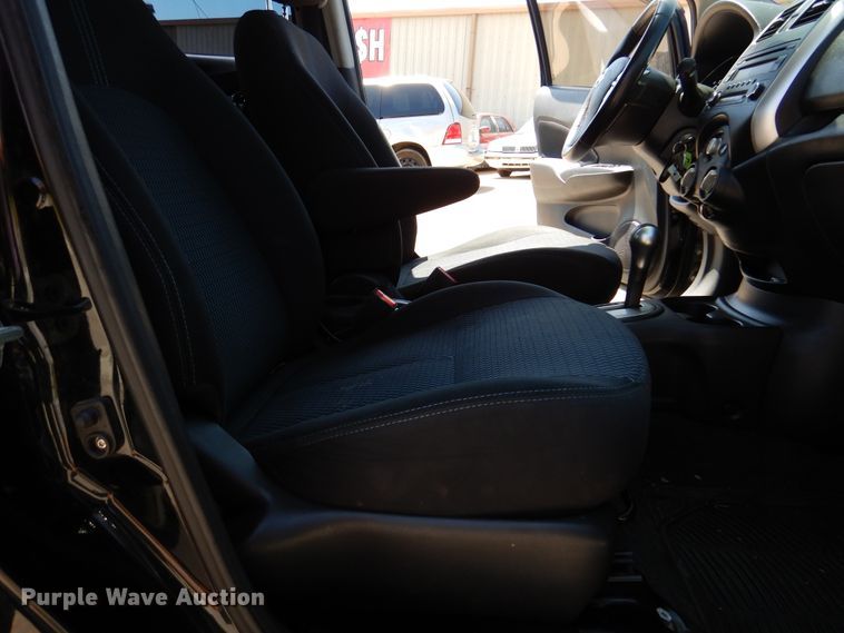 image for item DM6429 2014 Nissan Versa Note