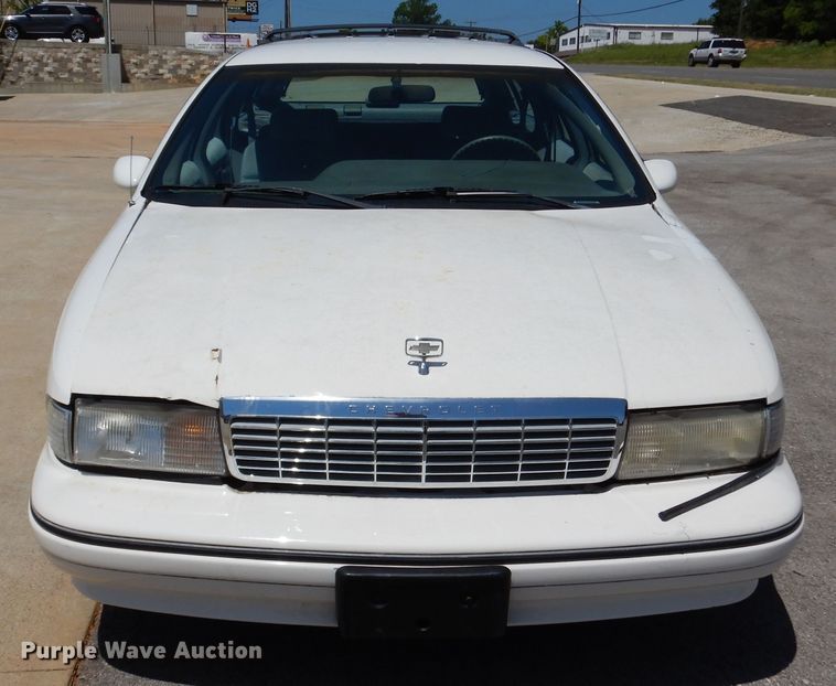 image for item DM6430 1992 Chevrolet Caprice Wagon