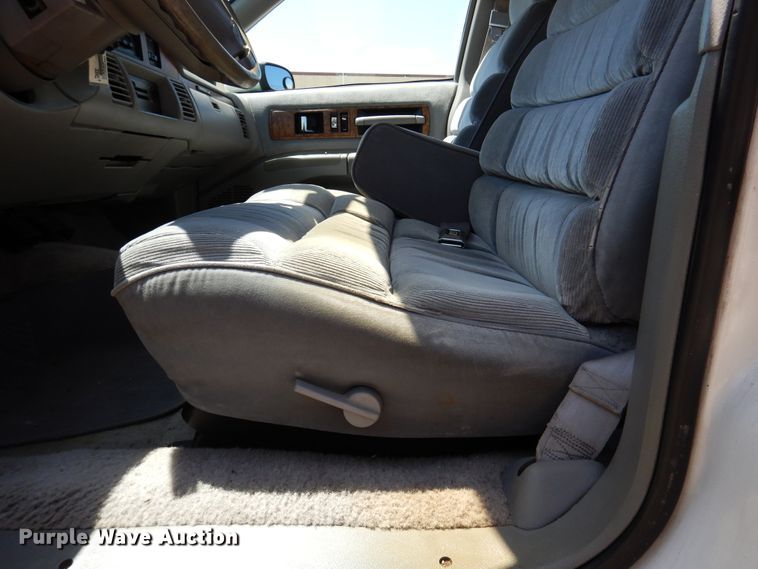 image for item DM6430 1992 Chevrolet Caprice Wagon