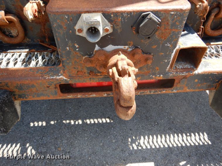 image for item DM6431 2010 International 7400  utility / service truck