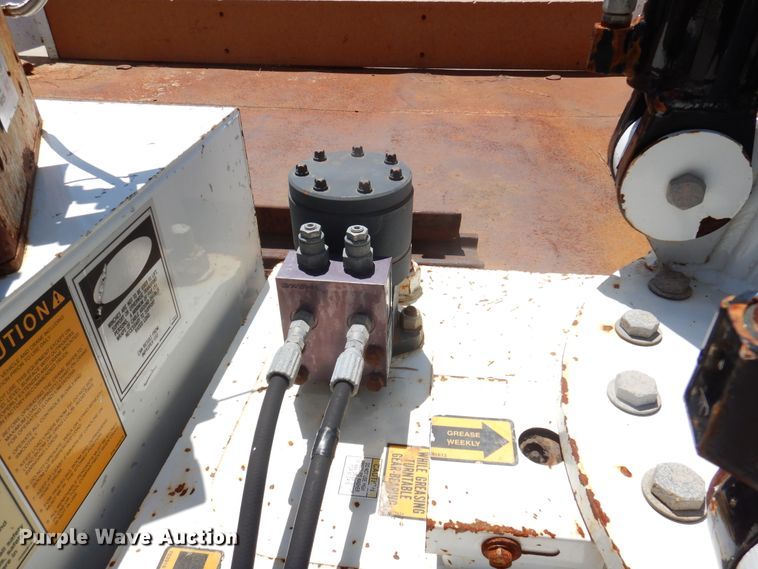 image for item DM6431 2010 International 7400  utility / service truck