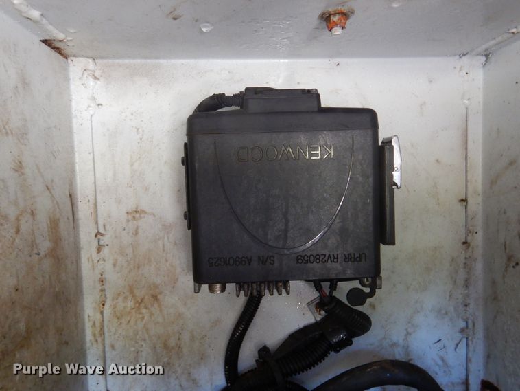 image for item DM6431 2010 International 7400  utility / service truck