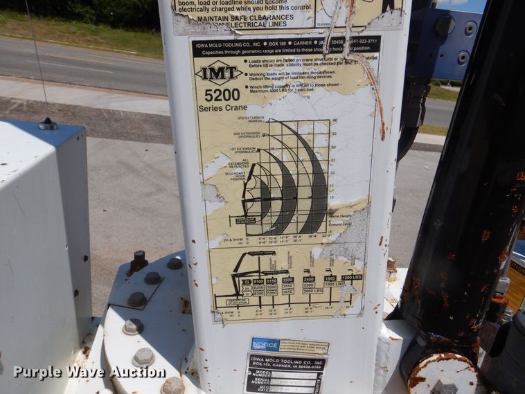 image for item DM6431 2010 International 7400  utility / service truck