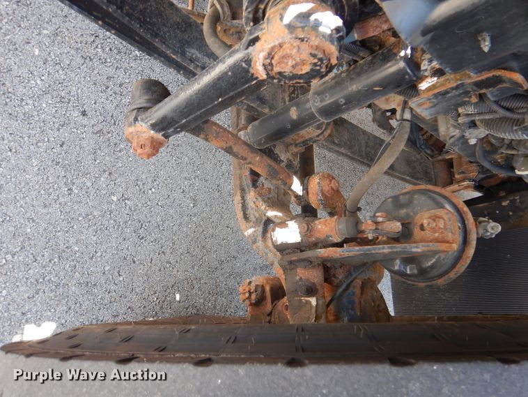 image for item DM6431 2010 International 7400  utility / service truck