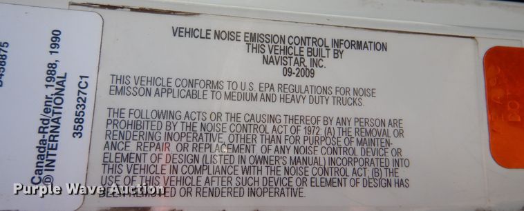 image for item DM6431 2010 International 7400  utility / service truck