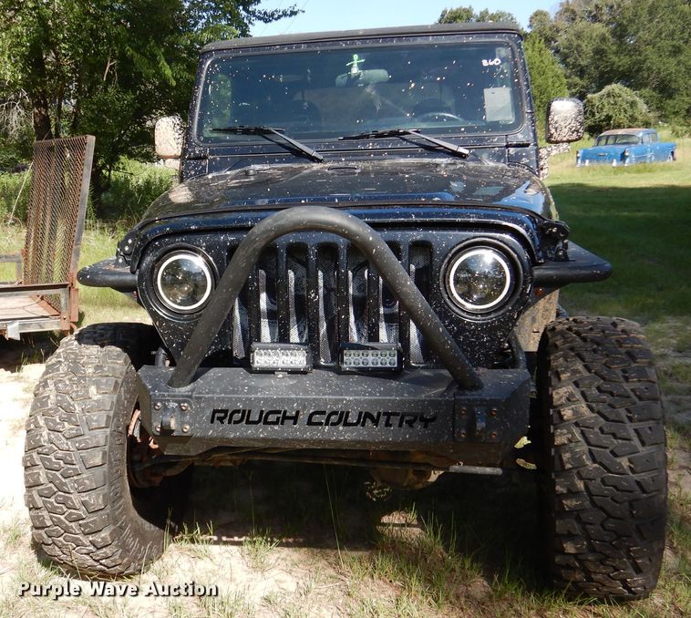 image for item DM6434 2004 Jeep Wrangler  SUV