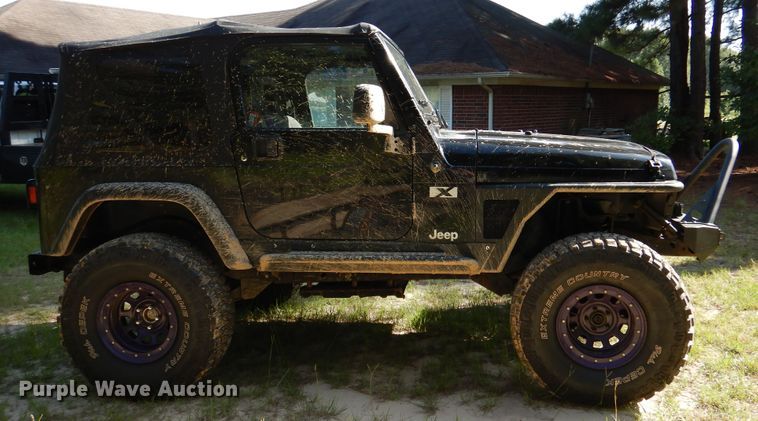 image for item DM6434 2004 Jeep Wrangler  SUV