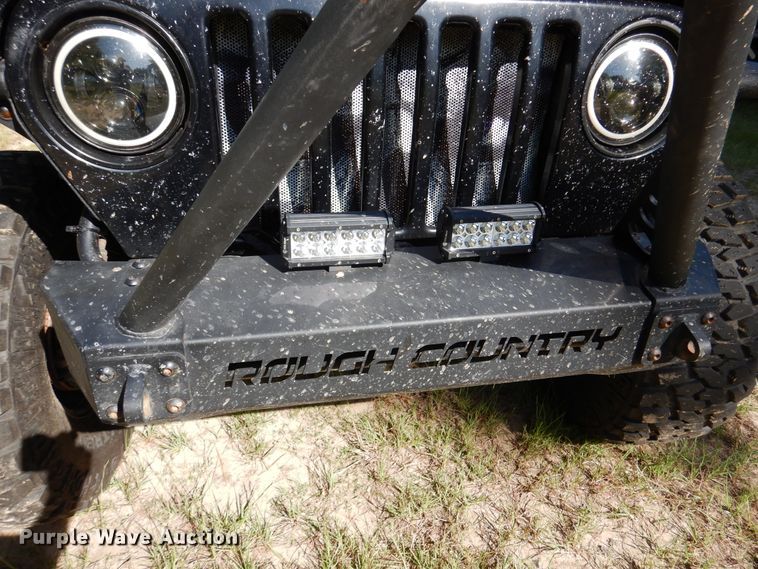 image for item DM6434 2004 Jeep Wrangler  SUV