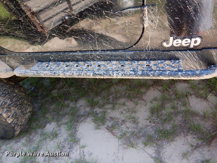 image for item DM6434 2004 Jeep Wrangler  SUV