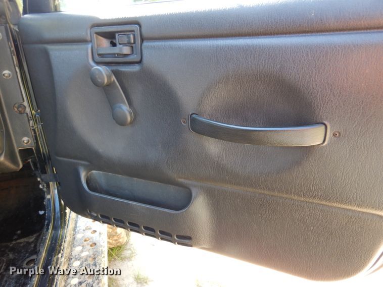 image for item DM6434 2004 Jeep Wrangler  SUV