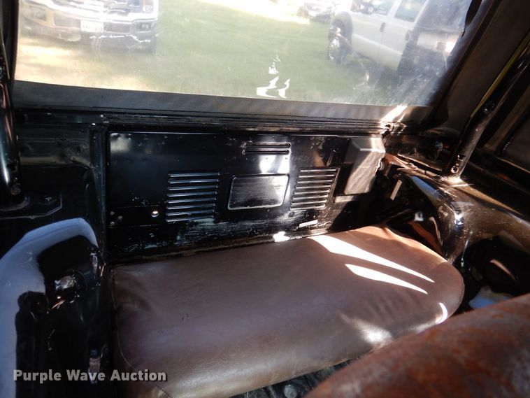 image for item DM6434 2004 Jeep Wrangler  SUV