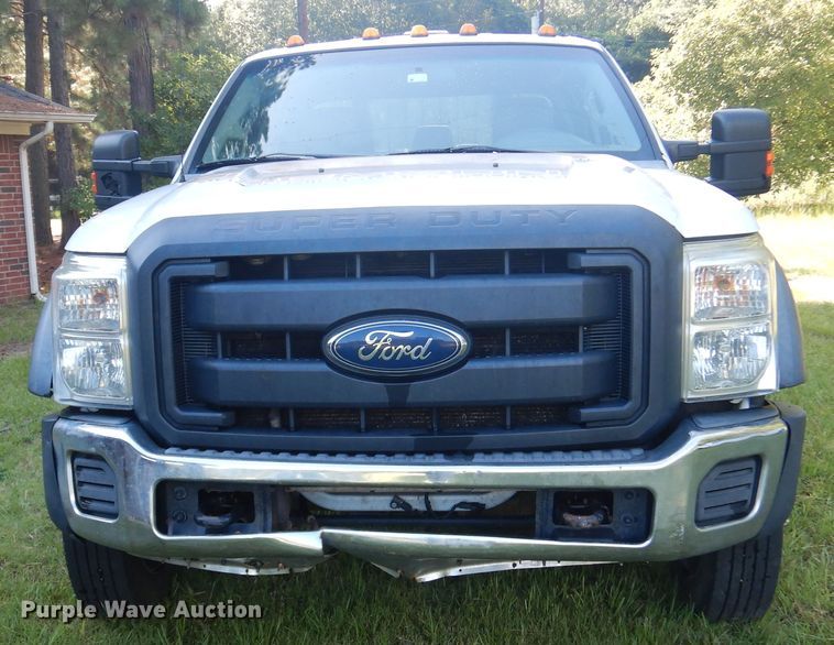 image for item DM6435 2014 Ford F450 Super Duty  Crew Cab flatbed truck