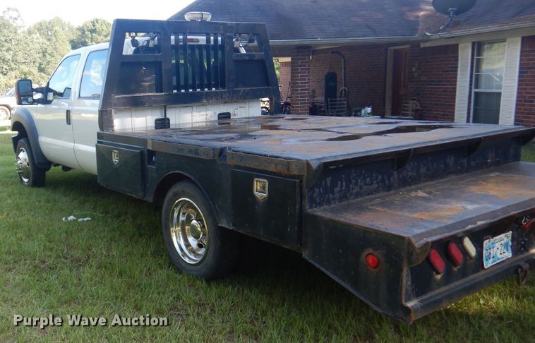 image for item DM6435 2014 Ford F450 Super Duty  Crew Cab flatbed truck