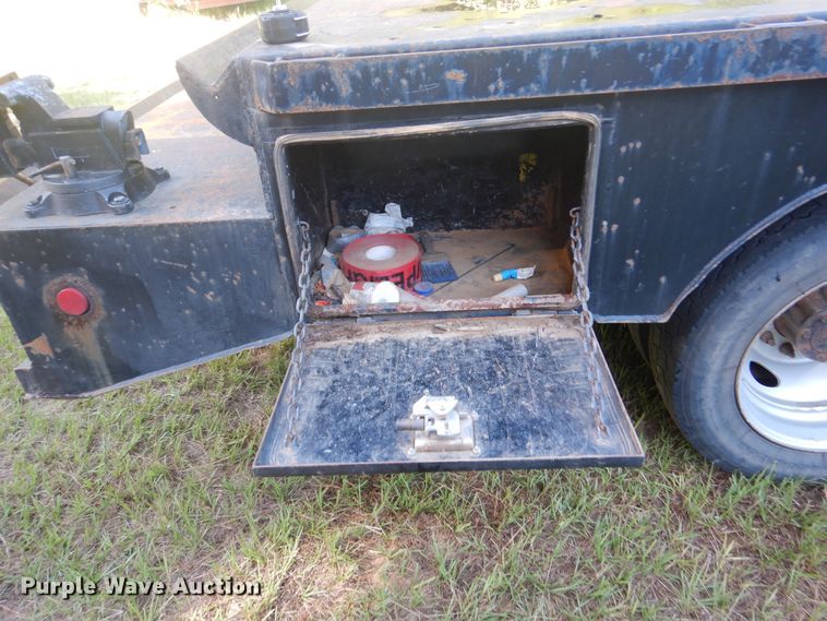 image for item DM6435 2014 Ford F450 Super Duty  Crew Cab flatbed truck