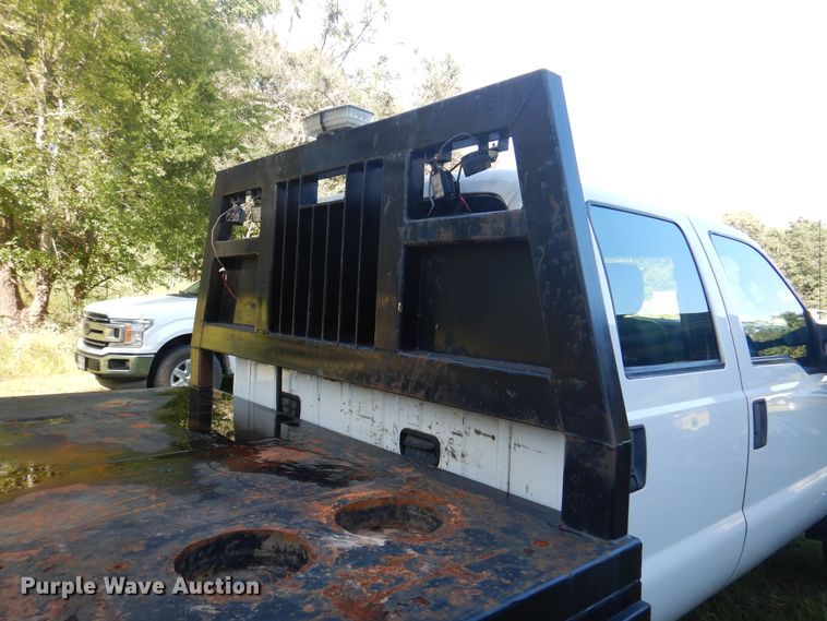 image for item DM6435 2014 Ford F450 Super Duty  Crew Cab flatbed truck