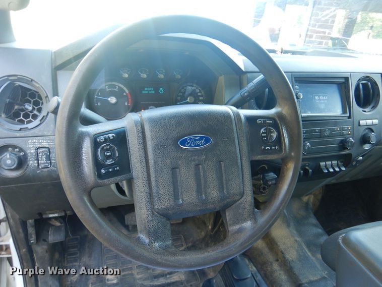 image for item DM6435 2014 Ford F450 Super Duty  Crew Cab flatbed truck