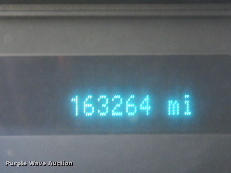 image for item DM6435 2014 Ford F450 Super Duty  Crew Cab flatbed truck