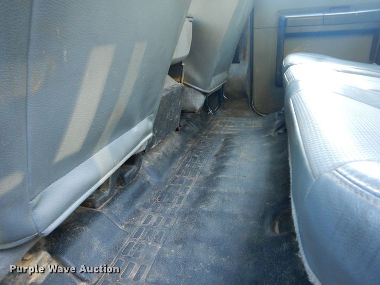 image for item DM6435 2014 Ford F450 Super Duty  Crew Cab flatbed truck