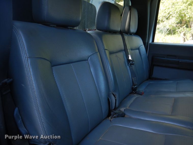 image for item DM6435 2014 Ford F450 Super Duty  Crew Cab flatbed truck