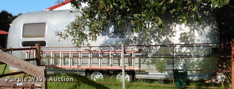 image for item DM6436 1975 Airstream Overlander  camper