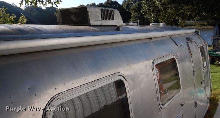 image for item DM6436 1975 Airstream Overlander  camper